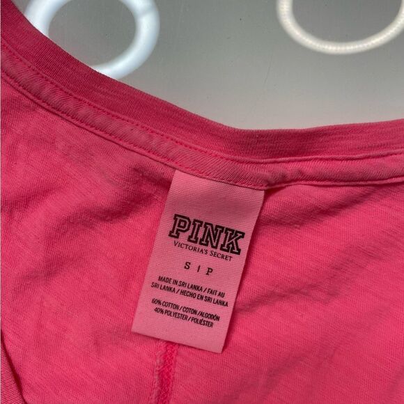 Pink Victoria’s Secret V-neck Graphic Logo T-shirt Women Small Pink - Picture 4 of 5